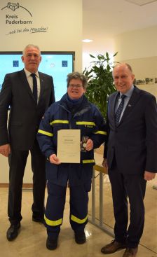 THW-Einsatzkräfte erhalten Bundesflutmedaille - Fluthilfe 2021 © Kreis Paderborn